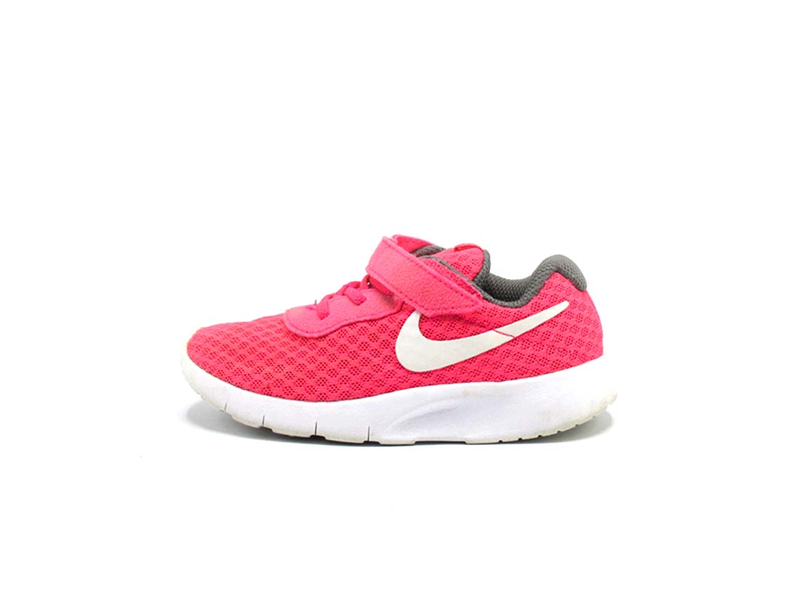 Nike Tanjun Baby Pink â Replay