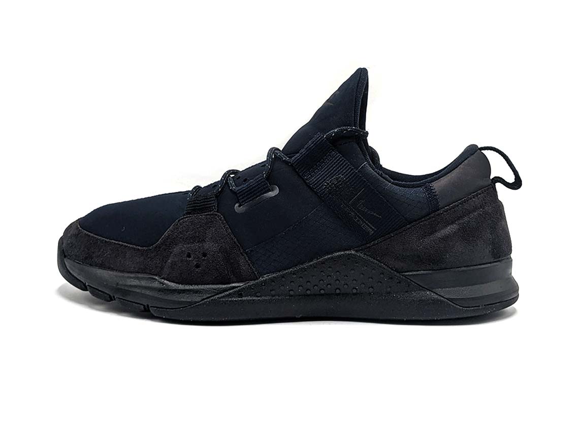 Nike Tech Trainer â Replay