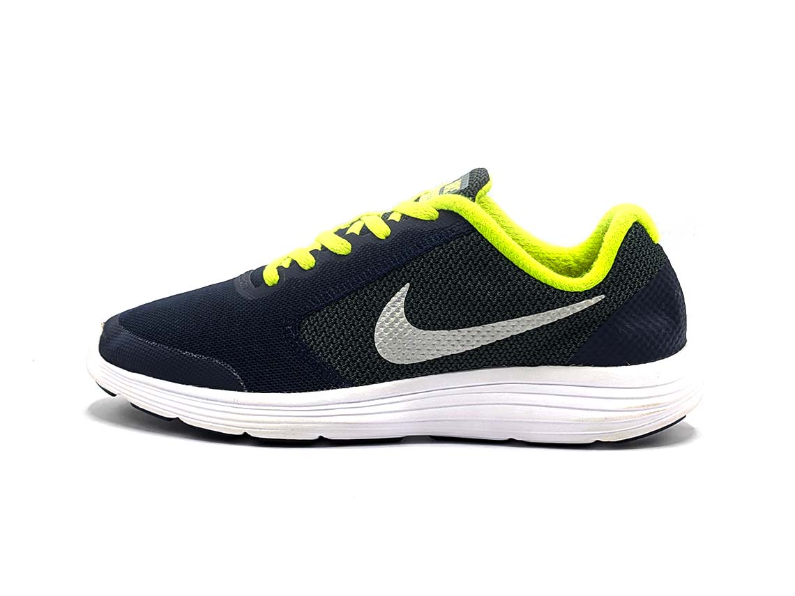 Nike Footwear Nike Revolution Volt Nike Revolution – Replay