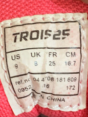 Trois
