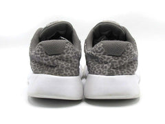 Nike Tanjun