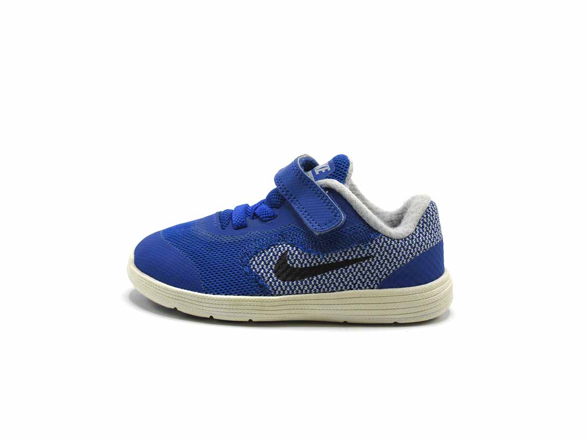 Nike Kids Revolution 3