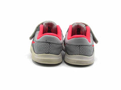 Nike Revolution 4