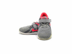 Nike Revolution 4