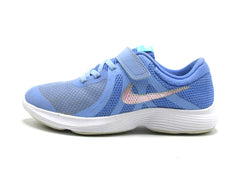 Nike Revolution 4