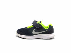 Nike Revolution 3