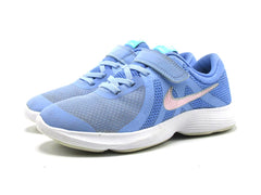 Nike Revolution 4