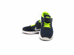 Nike Revolution 3
