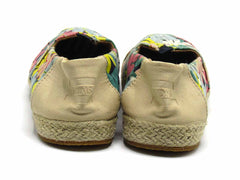 Toms