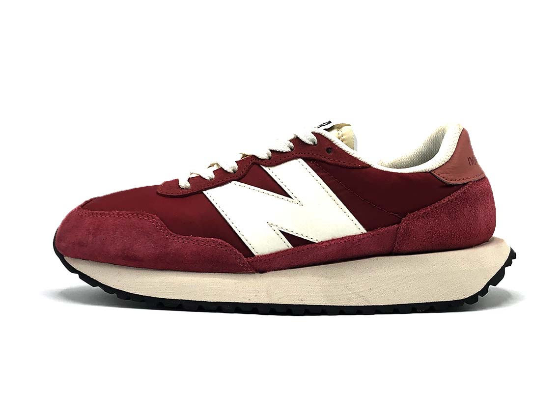 New Balance 237