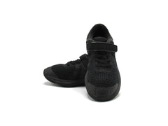 Nike Revolution 4