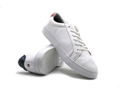 Tommy Hilfiger Women's Tommy Essential Sneaker