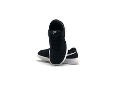 Nike Tanjun