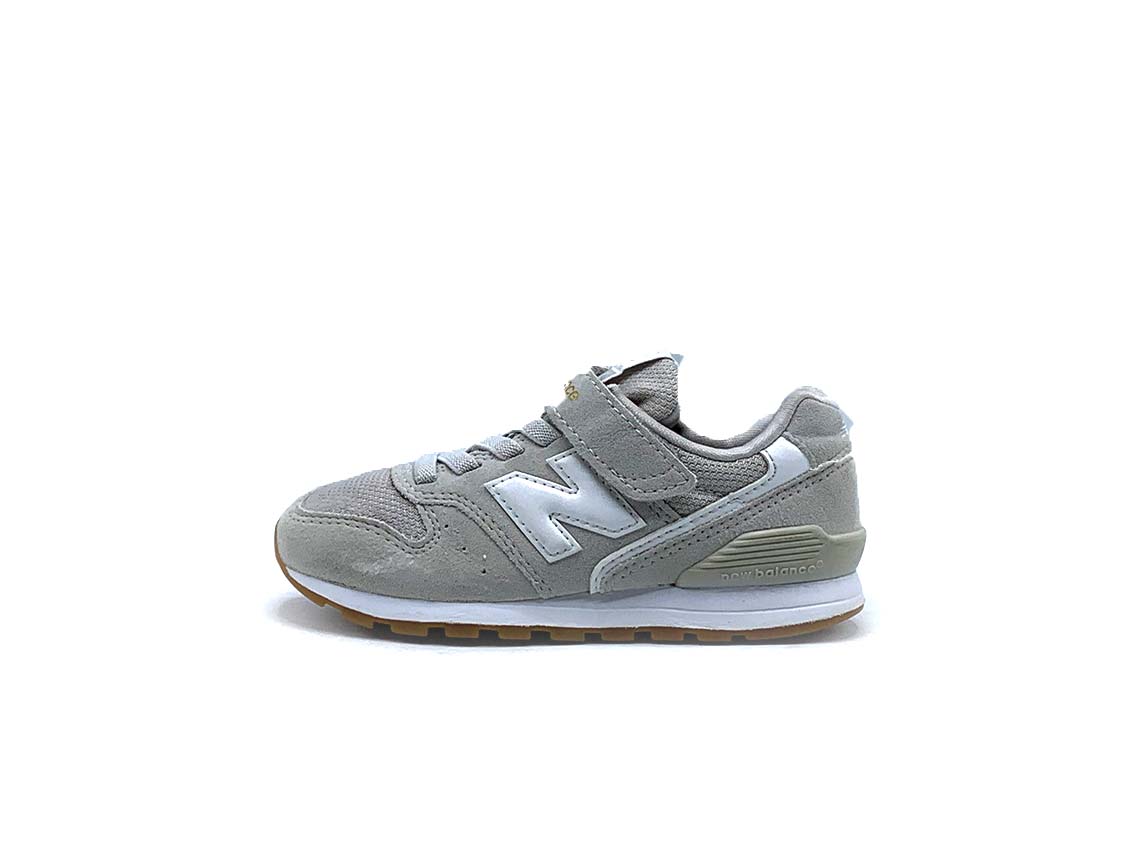 New Balance 996