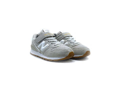 New Balance 996