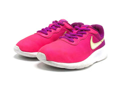 Nike Tanjun