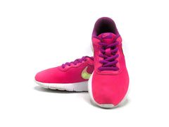 Nike Tanjun