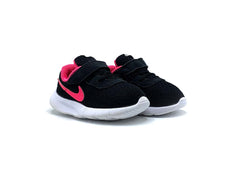 Nike Tanjun
