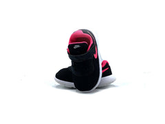 Nike Tanjun
