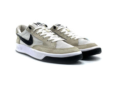 Nike SB Adversary