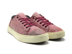 Toms