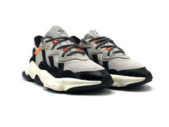 Adidas OZWEEGO