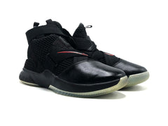 Nike LeBron Soldier 12 - Indoor