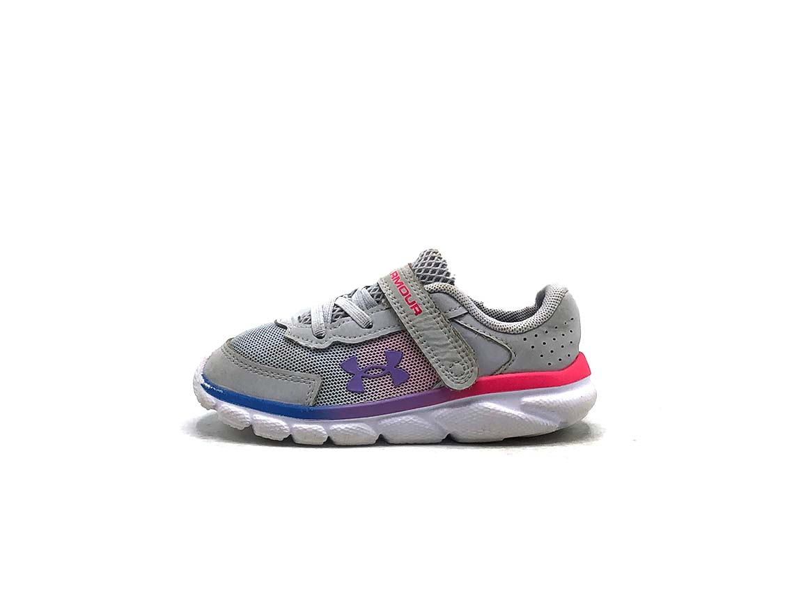 Under Armour Assert 9