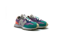 New Balance 327
