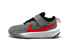 Nike Team Hustle D10