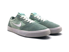 Nike SB Chron