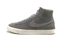 Nike Blazer Mid 77