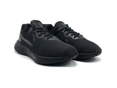 Nike Revolution 6
