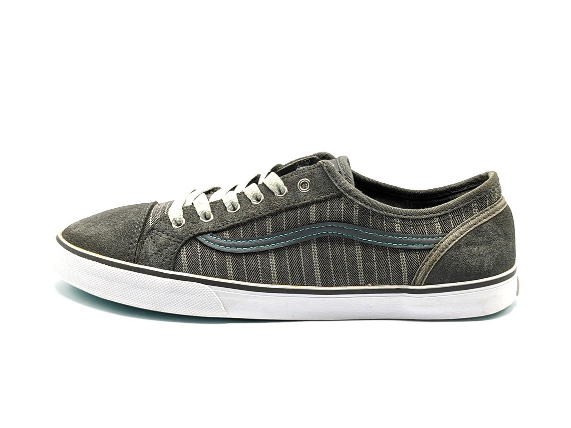 Vans Devan
