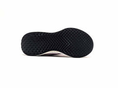 Nike Revolution 5