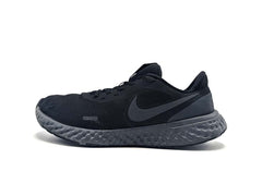 Nike Revolution 5 Running