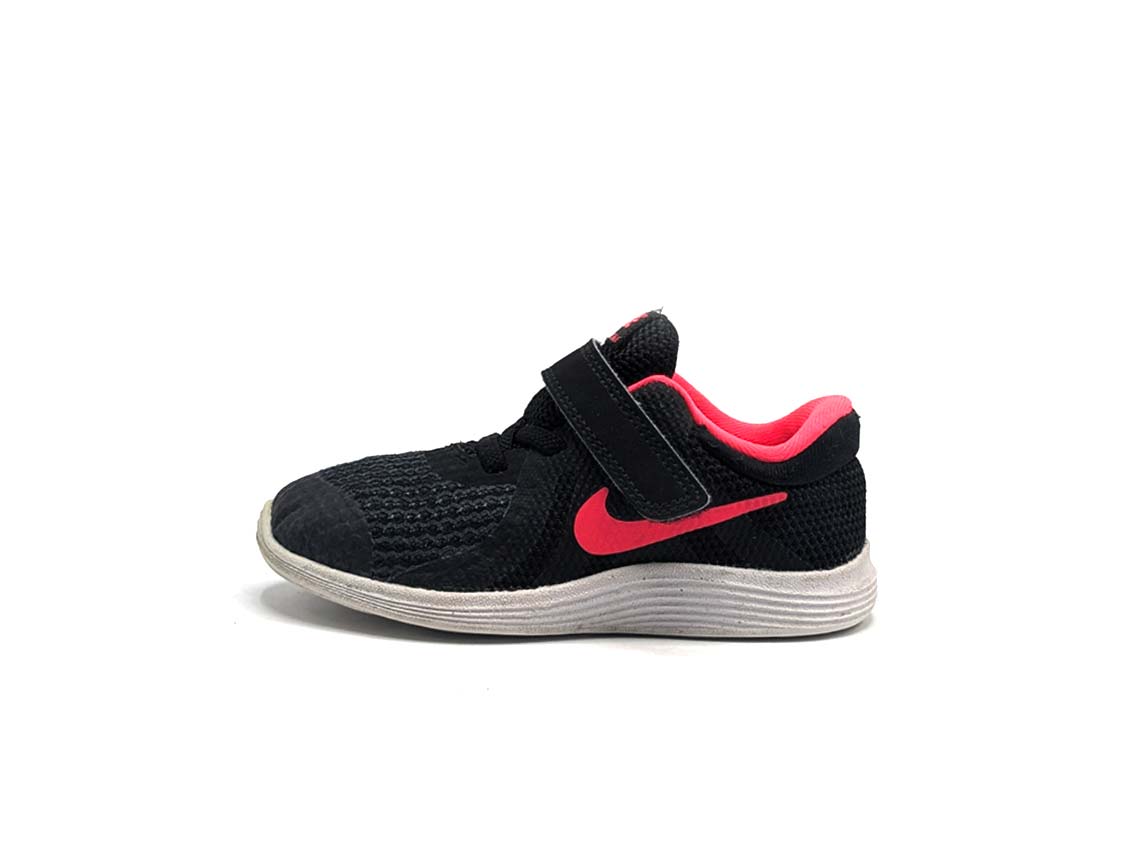 Nike Kids Revolution 4