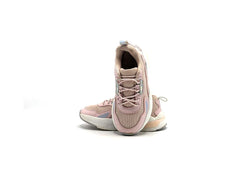 Max Sneakers