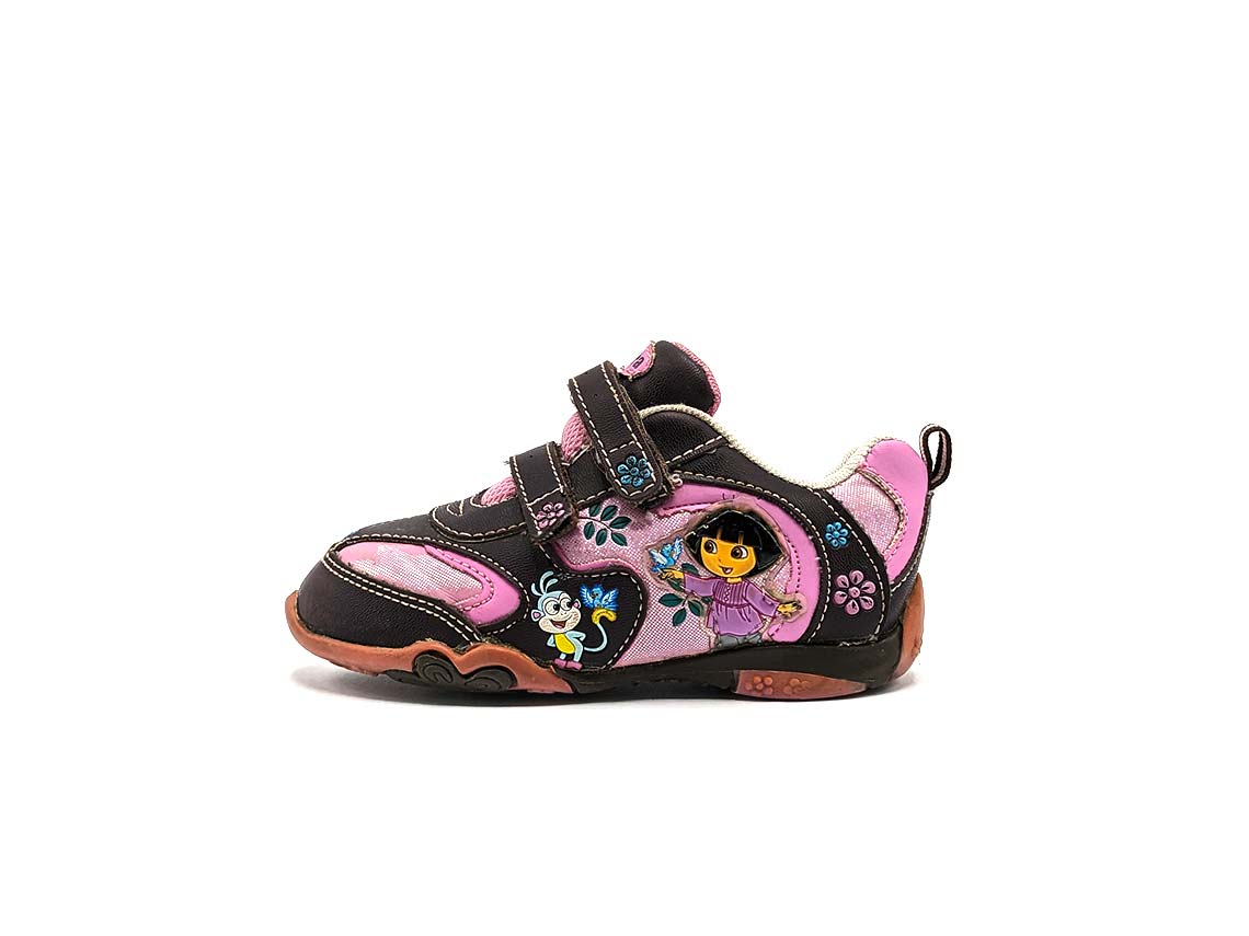 Dora
