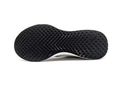 Nike Revolution 5