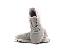 Nike Revolution 5