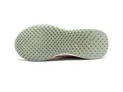 Nike Revolution 5 SE