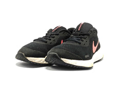 Nike Revolution 5