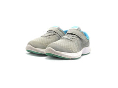 Nike Revolution 4