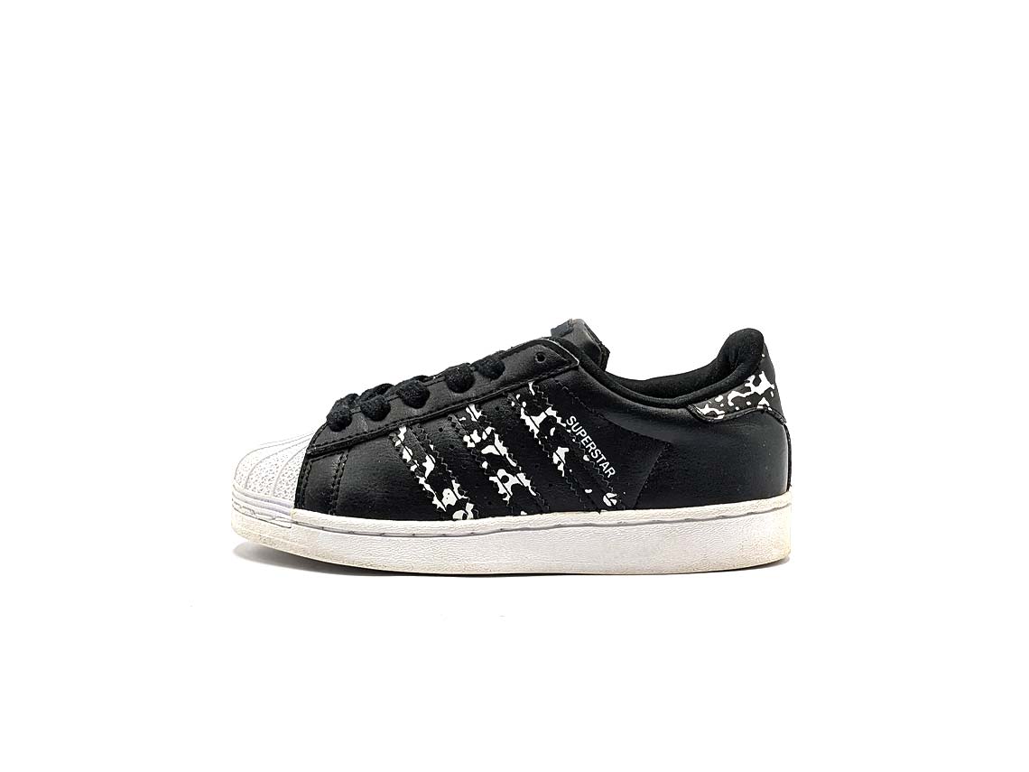 Adidas Superstar