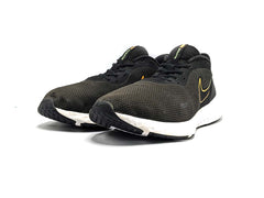Nike Revolution 5
