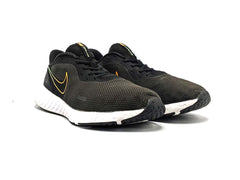 Nike Revolution 5