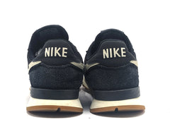 Nike Internationalist