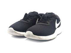 Nike Tanjun