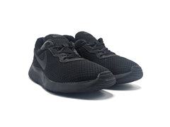 Nike Tanjun